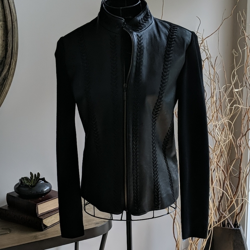 Revue Black jacket